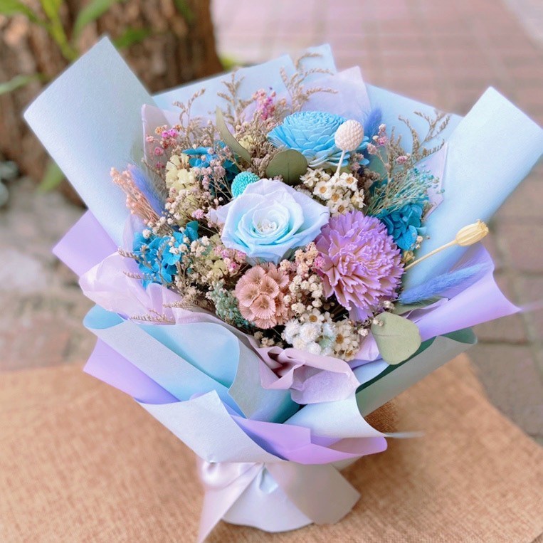 最美是你It's you 盒裝永生玫瑰花X康乃馨擴香乾燥花花束